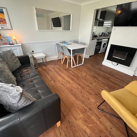 Beachcomber, Sunbeach, Scratby - Two Bed Chalet, Sleeps 4, Free Wi-Fi, Free Club Passes, Free Swimming And Pet Friendly Екстер'єр фото